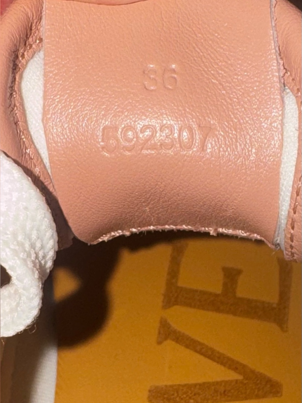 NEW! Loewe Flow Runner Sneakers - Picture 8 of 8